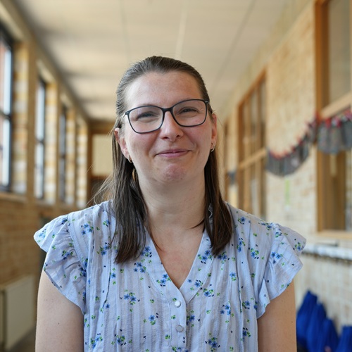 Emily Swann - Sint Jozefinstituut Essen